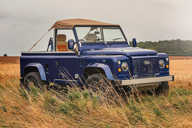 Рестомод Land Rover Defender от Kingsley Re-Engineered: деревенский шик с мотором V8