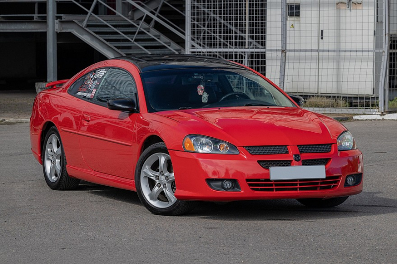 Автомобиль-конструктор: опыт владения Dodge Stratus Coupe II